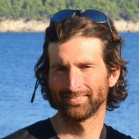 Enrique Cruz