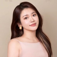 Chloe Zhu