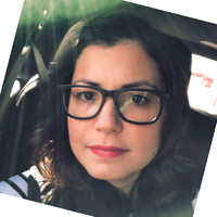 Ana Leon