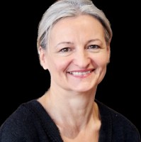 Angela Peltier Cuma