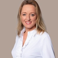 Laura van der Linde