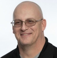Paul Lowe