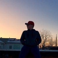 Cale Plays