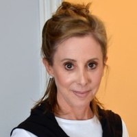 Dr. Robin L. Kay
