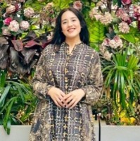 Dr Amna Mubashir