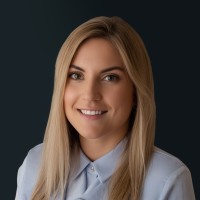 Olivia Wagner, Mba