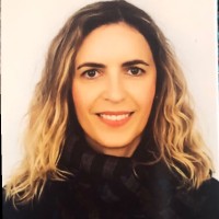 Cláudia Esteves