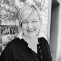 Tanja Hall