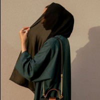 Hijab Khan