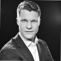 Tobias R.