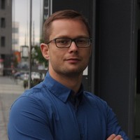 Wojciech Dziwisz Vel Tarnowski