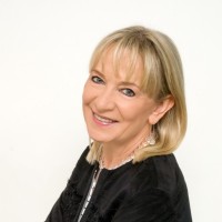 Anette Dr. Banik