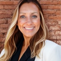 Lindsay W.