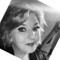 Leanne Knell