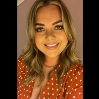Kirstie Bell