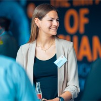 Laura Fuderholz