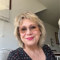 Lesley Oliver
