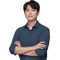 김윤섭