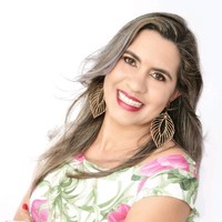 Dione Maia Souza