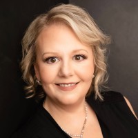 Lora McCarter