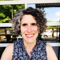 Jennifer R. Spitzer