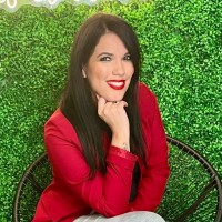 Mônica Nascimento