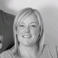 Sian Hitchins