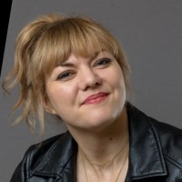 Claire Seringhaus
