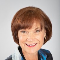 Kristin Arnold