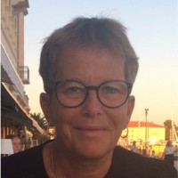 Annette Larsen