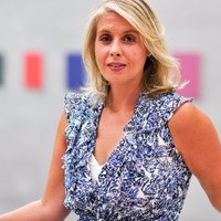 Alison Kent, Cae, Des