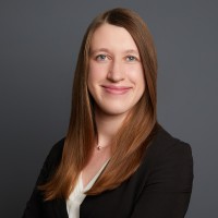 Dr. Esther Nieland
