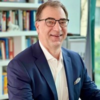 Dr. Dirk Friederich