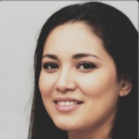 Lucía R.