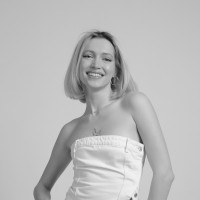 Yana Neslyuzova