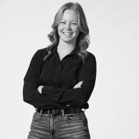 Sarah Breton, Cpa