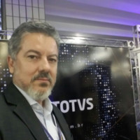 Leonardo Lemos de Araújo