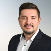 Andrej K.