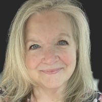 Suzanne Schell