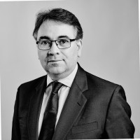 Simon Thomas