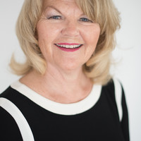 Jayne Patrick