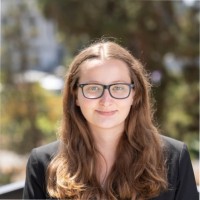 Emily Sanderfer, Eit
