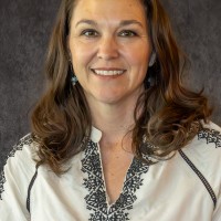 Jennifer Emerson-Martin, Pe