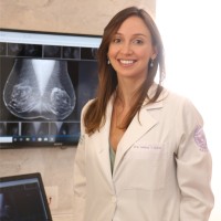 Maíra Teixeira Dória