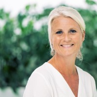 Jeanine Van De Groep