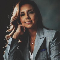 Angela Paul