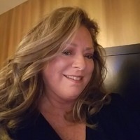 Linda Costello