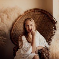 Alexia Warnock