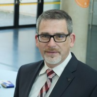 Dr. Markus Woski