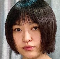何佳励